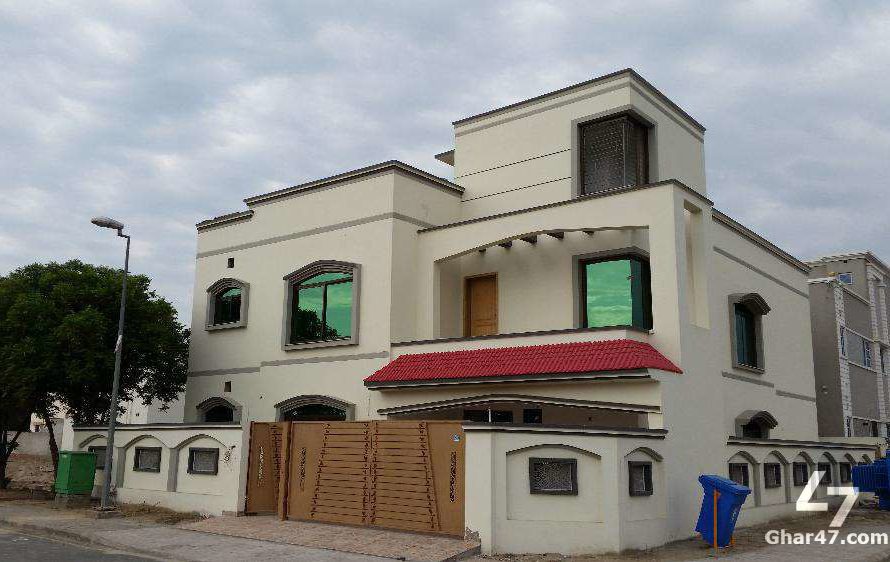 15 Marla Brand New Corner House Bahria Town Lahore