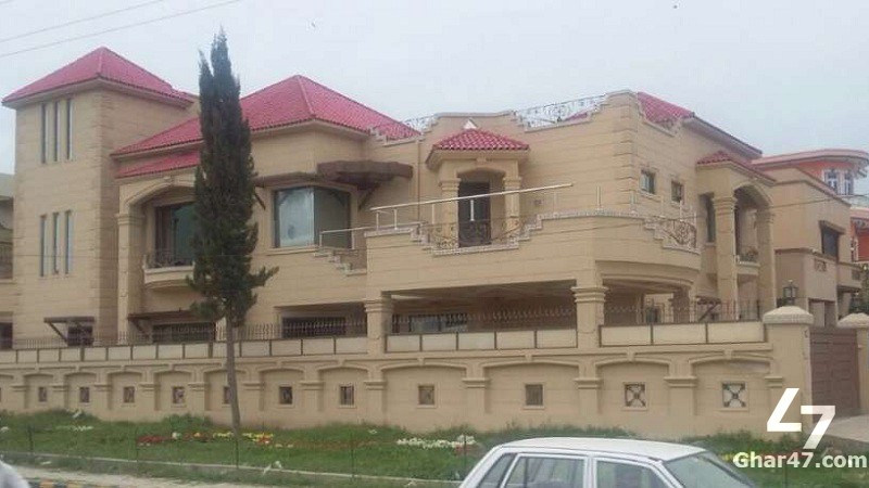 500 SQ YARDS 6 Bedroom House For Sale In E-11/4 Islamabad