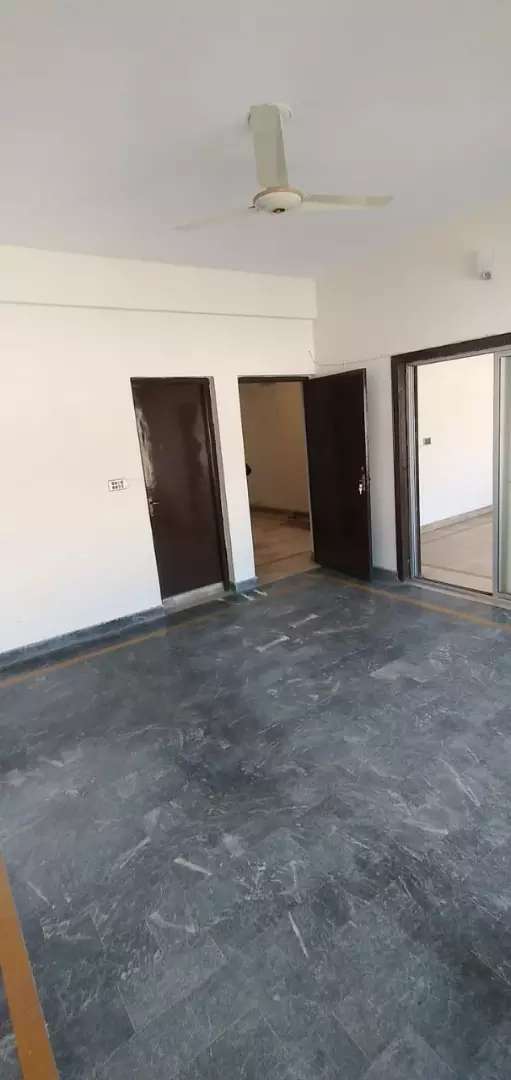 7 Marla 2nd Floor For Rent in DHA Phase 1 Lahore