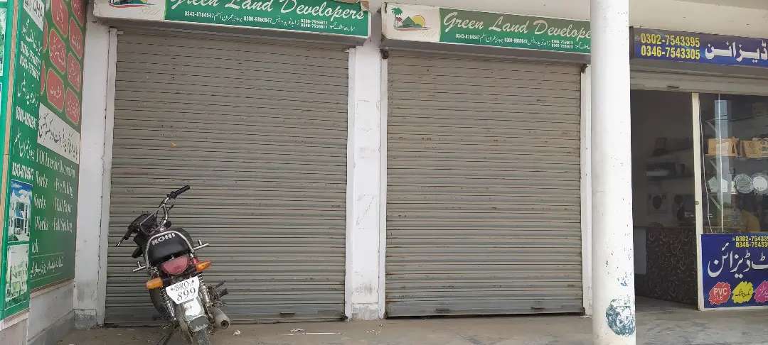 1 Marla shop for rent in Baghdad Police station road Bahawalpur
