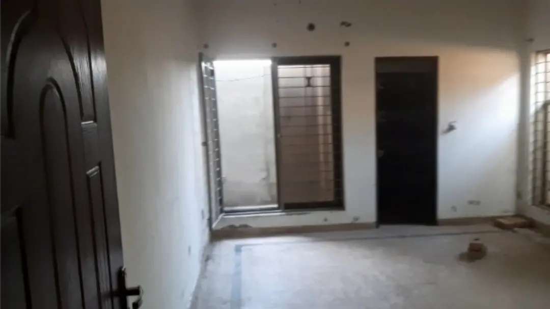 10 Marla House for rent in Kahna Lahore