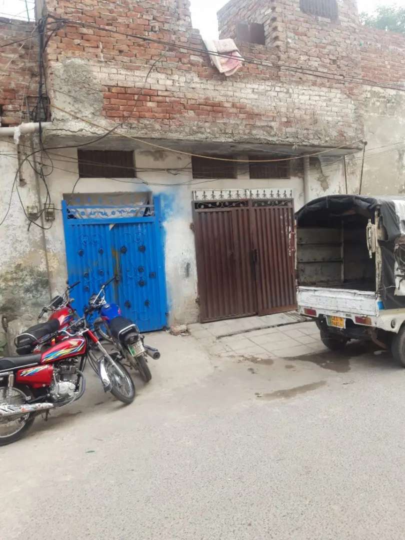 10 Marla house old Renovated For Sale in Shadman Lahore
