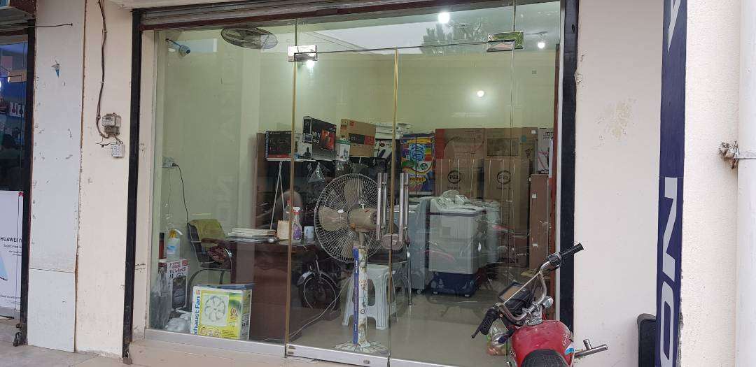 273 Sqft Shop for sale in Laiq Ali Chowk Wah Cantt