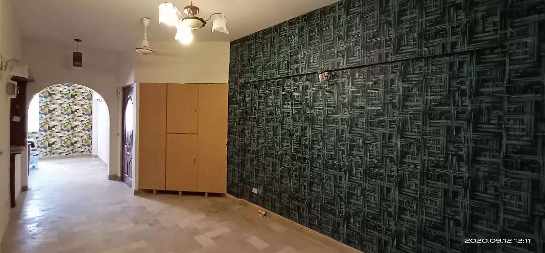 900 SqFt 2 Bed Flat available for sale in Zamzama Karachi