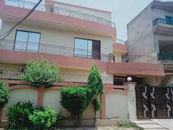 Marghzar Officers Colony Lahore||