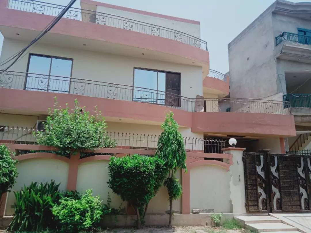 10 Marla House for Sale in Marghzar Officers Colony Lahore