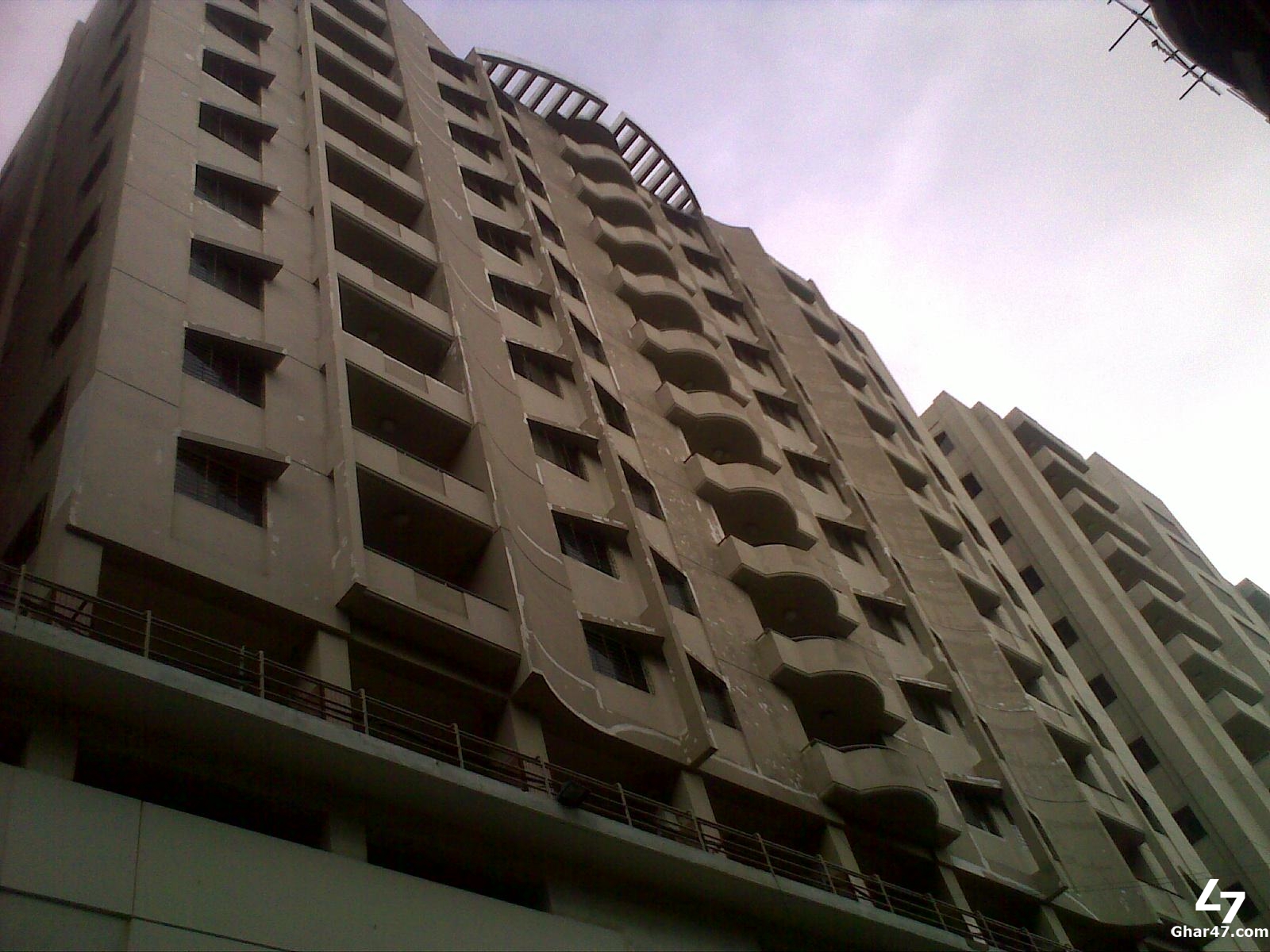 For Sale 3 Beds Apartment Saima Drive Inn Karachi