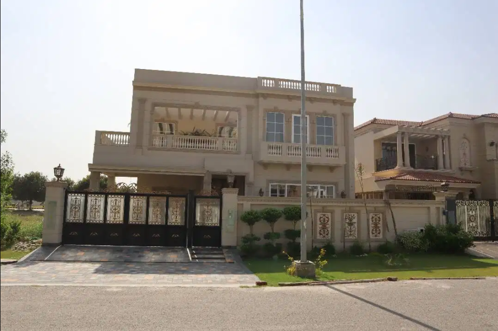 Luxury 1 Kanal House For Sale in DHA Phase 6 Lahore