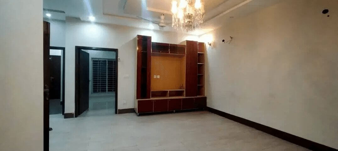 5 Marla House In AA Block For Rent Lahore