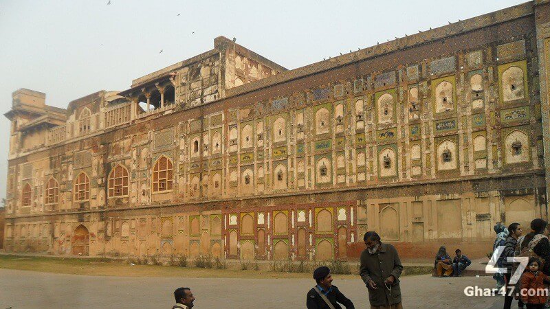 Lahore Fort Historic Paint Wall Restoration
