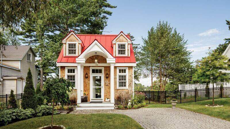 Pros and Cons of a Small Home