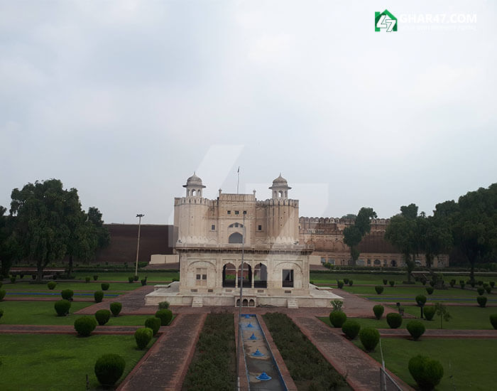 Shahi Qila History in Lahore