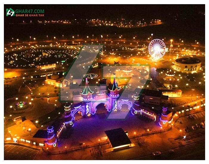 Beauty in Karachi